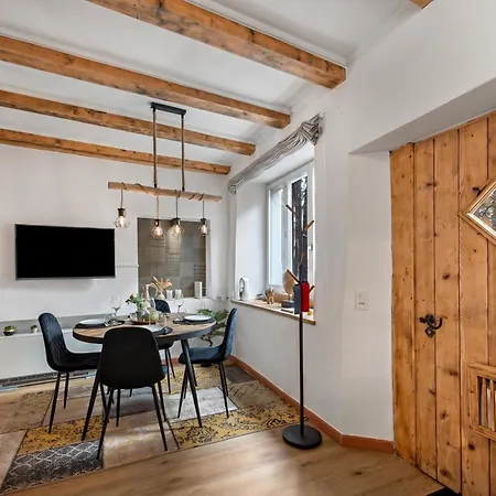 Casa Oliva - Boutique Townhouse In - Happy *