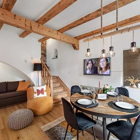 Casa Oliva - Boutique Townhouse - - Happy